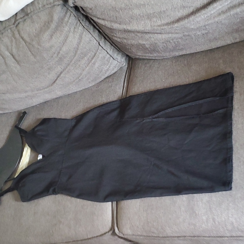 BLACK SPECIAL OCCASION DRESS. - Picture 4 of 5